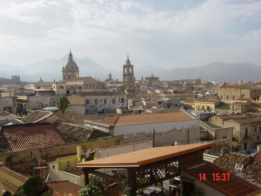 Rosella Bianchi Acomodação com café da manhã Palermo Quarto foto